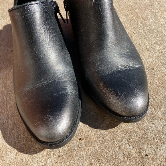 Black Silver Metallic Lucky Brand Booties - Picture 3 of 7